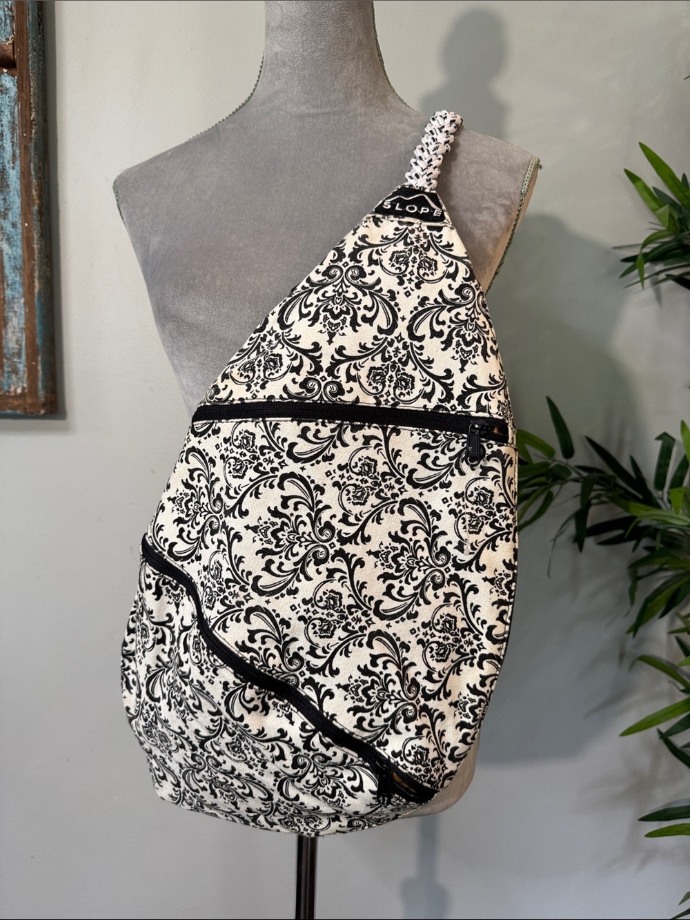 Slope Black & White Damask large Crossbody Sling Bag